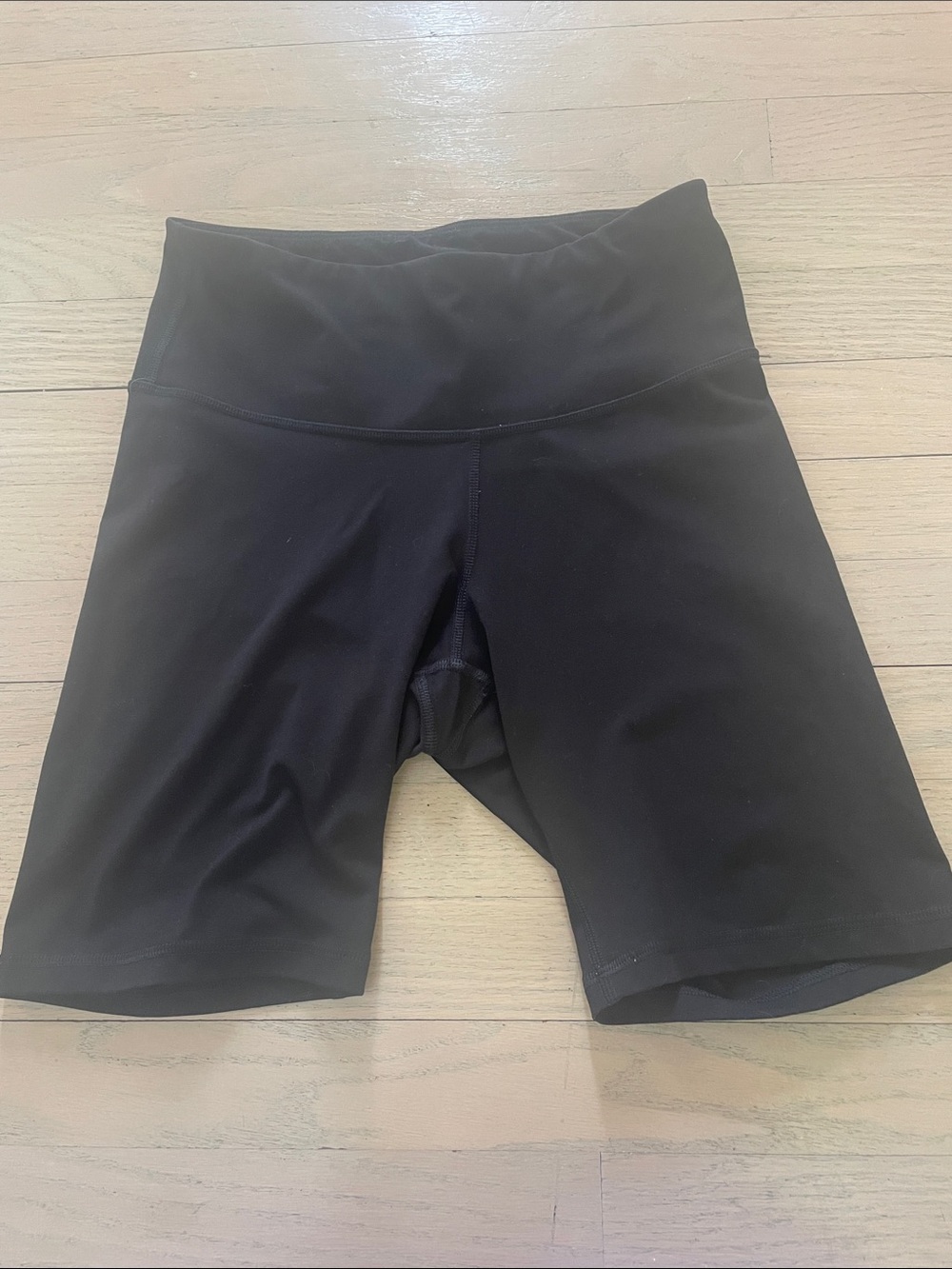 Old Navy Black Women's Bike Shorts - High Waist